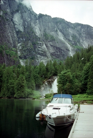 From Dave Crawford: This is what I like to do with my boat.  Its at Chatterbox Falls, B.C., Canada   (for you googlers Earth.